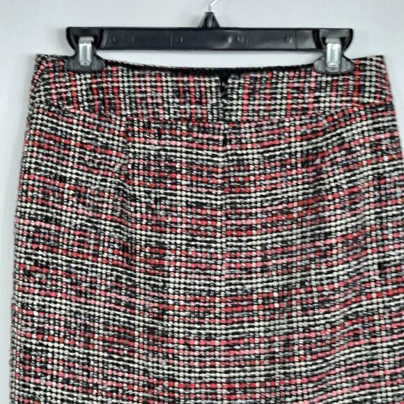 Banana Republic Ladies pencil skirt NWOT - Picture 5 of 9